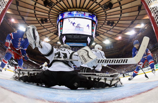 A quick pass forces the goalie to open up